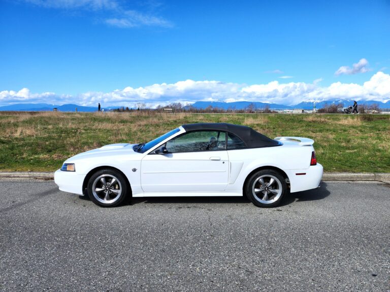 2004 Ford Mustang GT Convertible